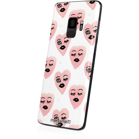 Bouffants and Broken Hearts Winking Hearts Galaxy S9 Skin